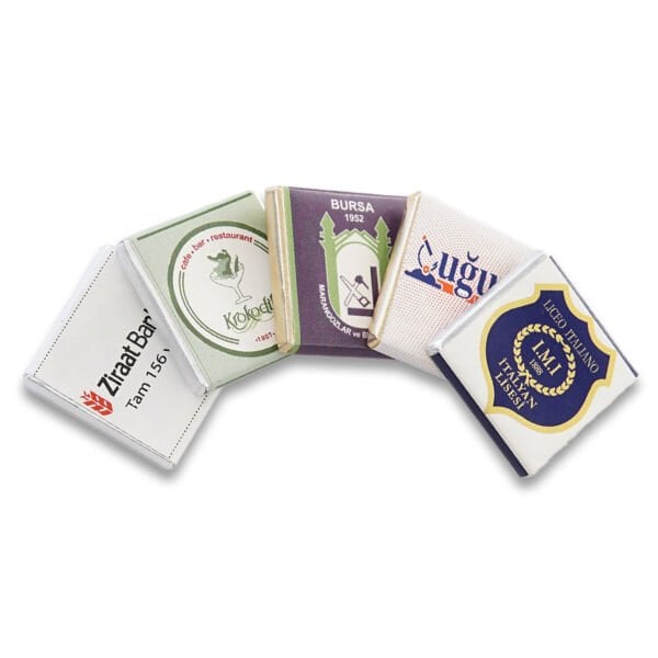 Pare Kahve Çikolata Tatlı Logolu Madlen Çikolata