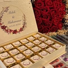 Dikdörtgen Kutu İsteme Çiçeği + Gül