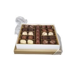 Yılbaşı Merry Christmas Temalı 25'li Sargılı Special Çikolata Kutusu (375gr)