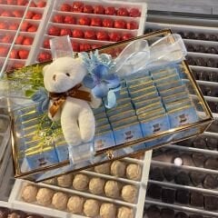 Erkek Bebek Orta Boy Cam Çikolata Kutusu