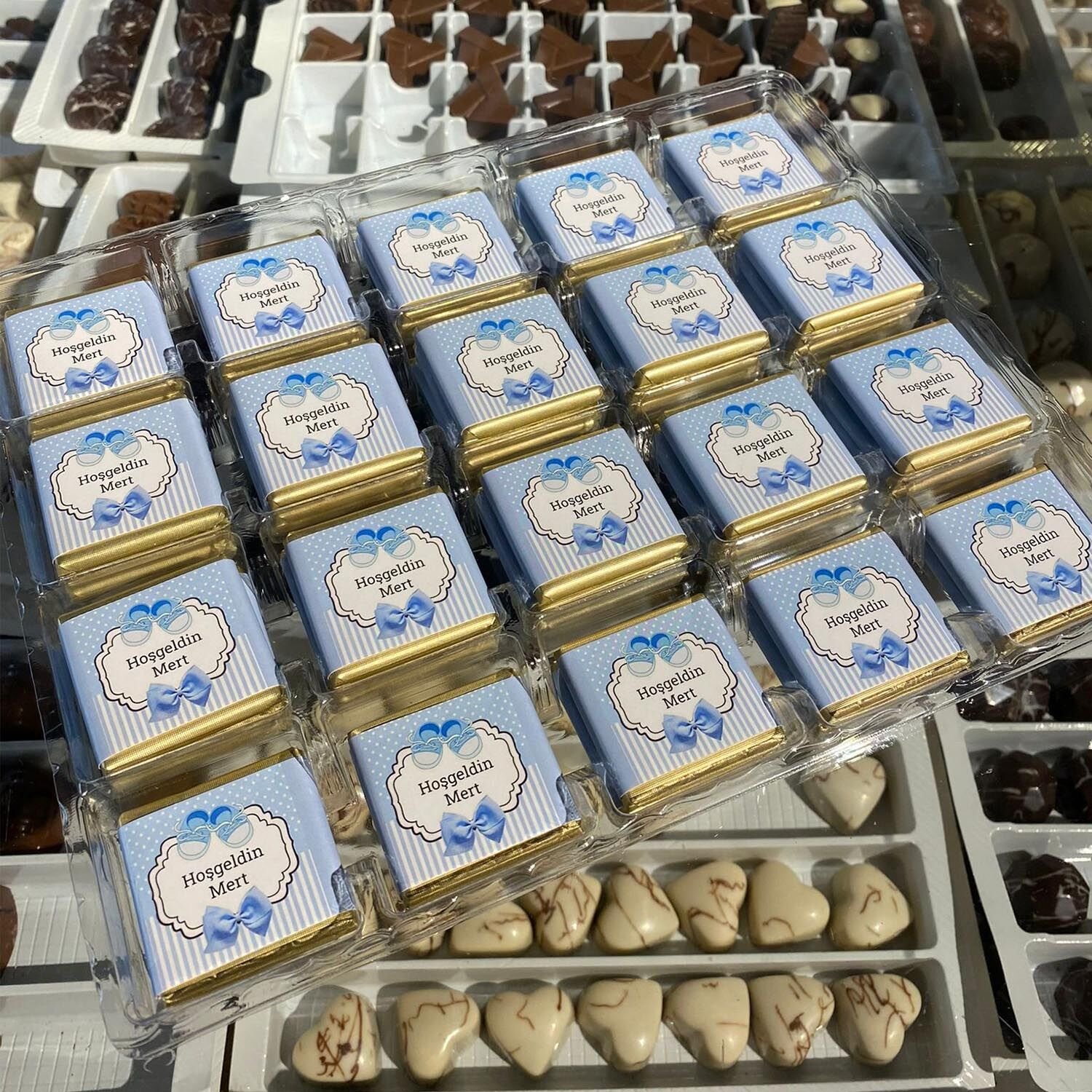 İsim Yazılı Erkek Bebek Madlen Çikolata